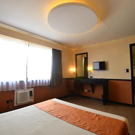 Fernandina 88 Suites Hotel Quezon City Kültér fotó